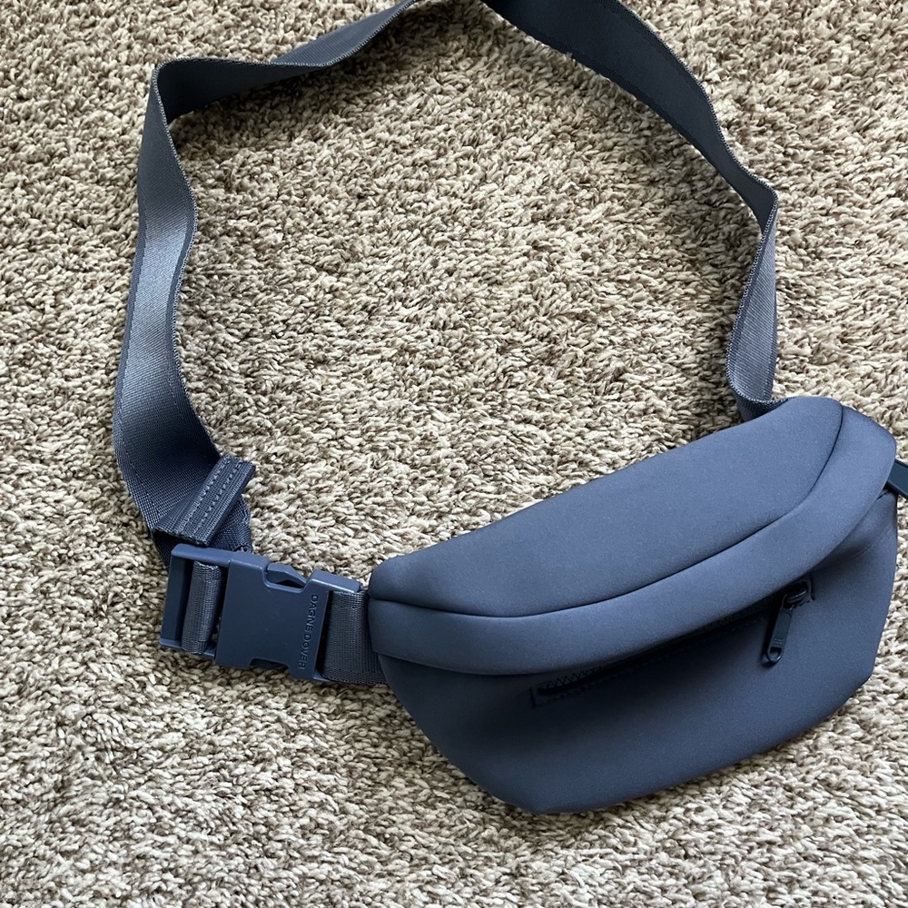 Dagne Dover Ace Neoprene Navy Belt Bag Fanny Pack